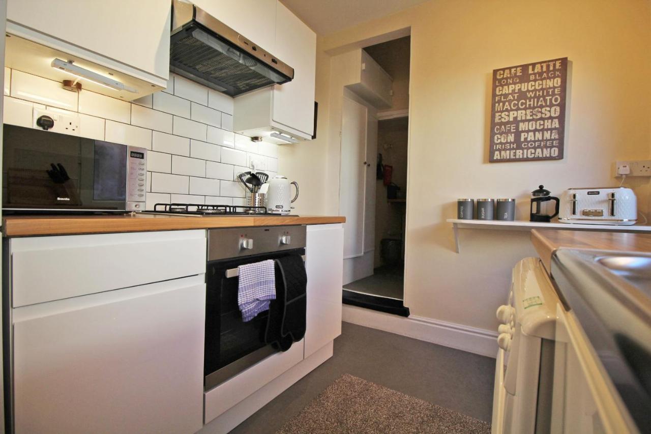 2 Bed, Up To 6 Guests Near Centre Apartment Chester