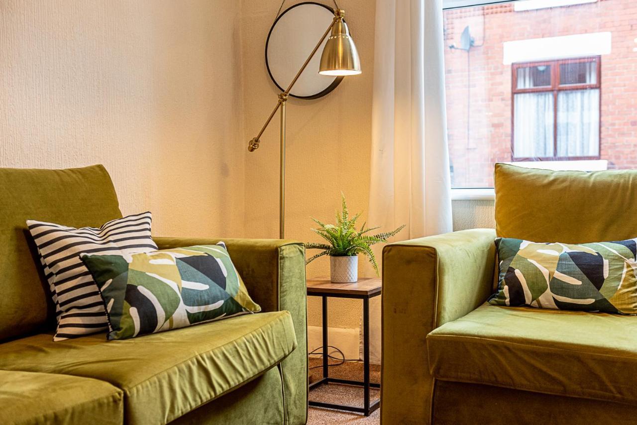 2 Bed, Up To 6 Guests Near Centre Chester