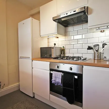 2 Bed, Up To 6 Guests Near Chester City Centre Exterior photo